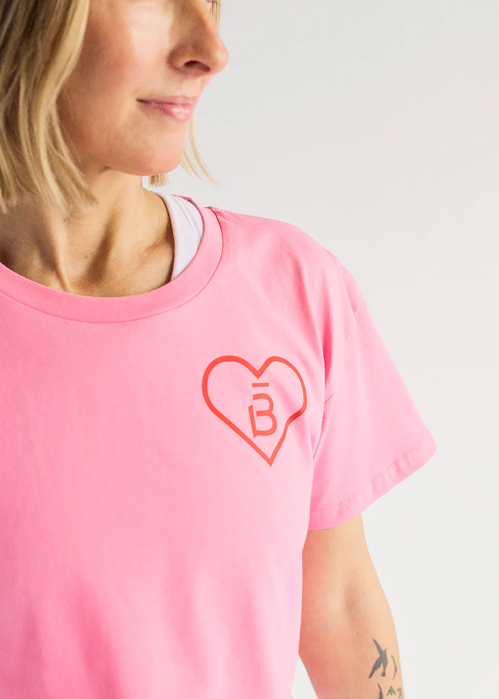 Winter26_b3_HeartCropTee_Bubblegum_1899_PDP_34c7e59b-a046-4f70-9a1c-02d424b3bca9_1800x1800