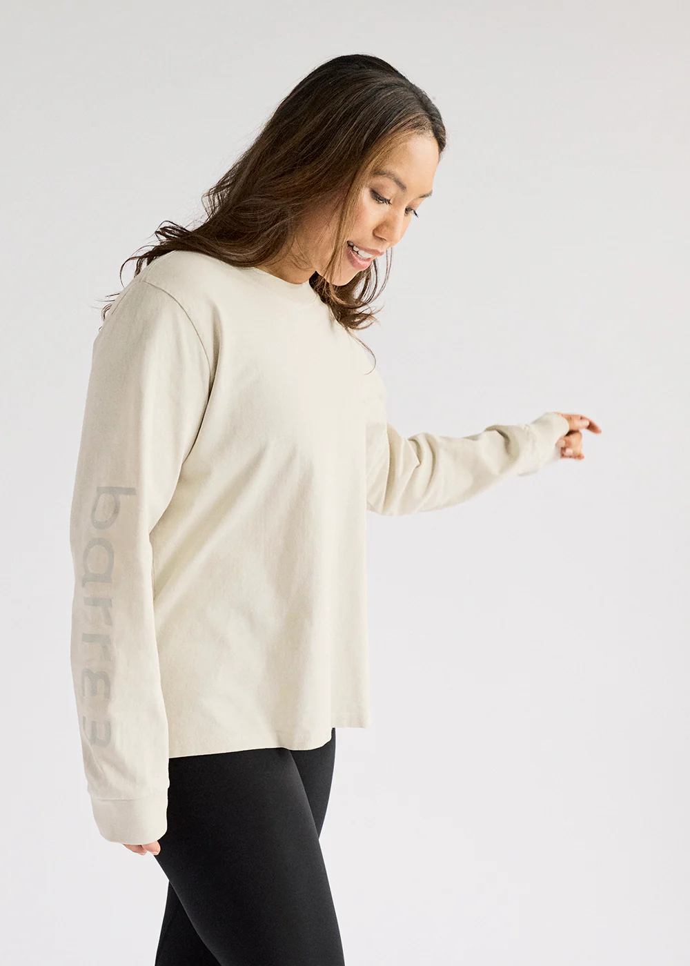 Winter26_b3_HeavyweightLongSleeveTee_WashedBone_0827_PDP_1800x1800